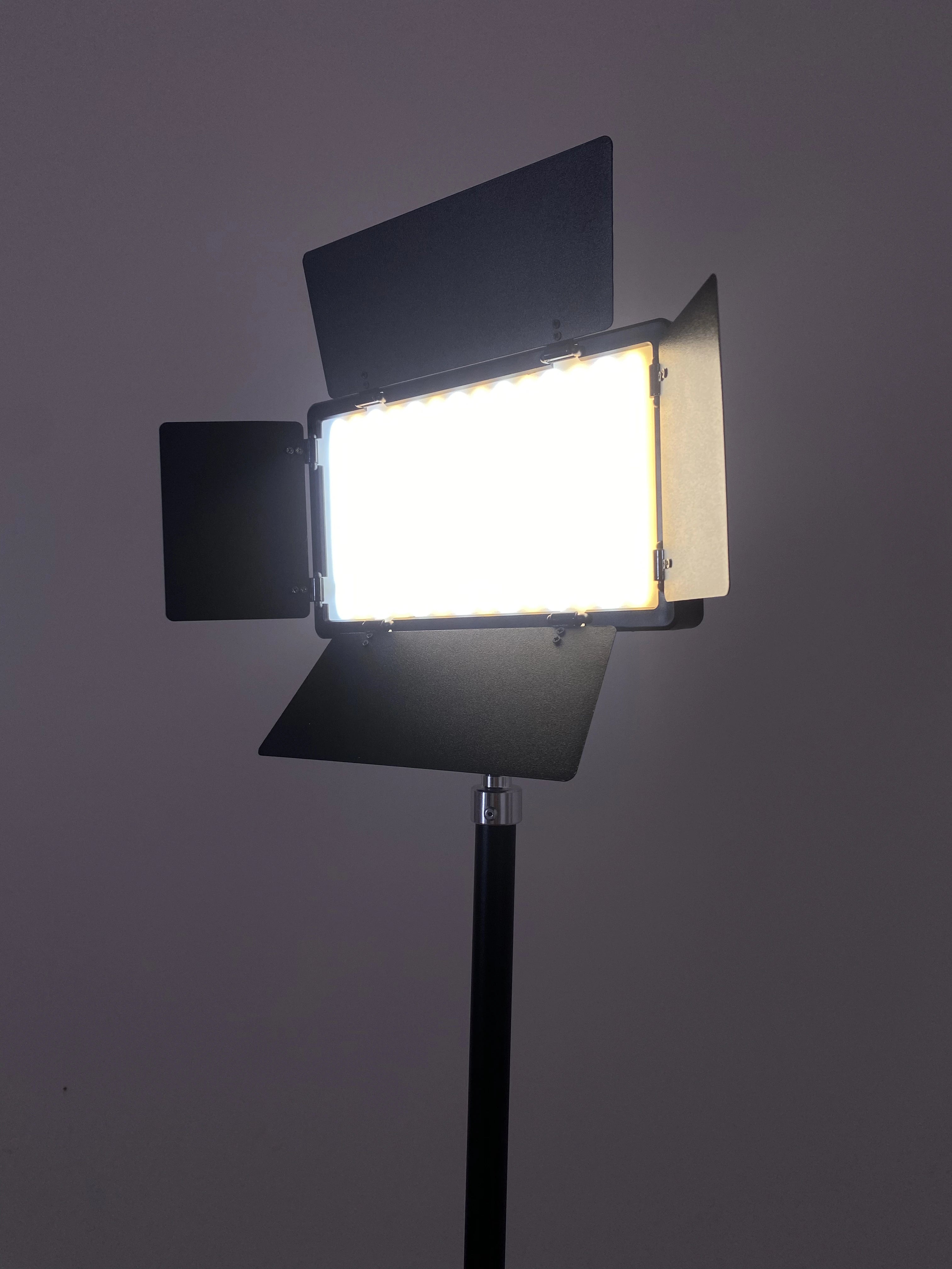 PACK 2 PANNEAU LED  U600 RGB + PRO باك إحترافي أصلي